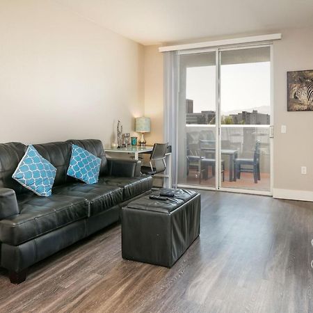 Fully Furnished Suites In Olympic Santa Monica Exterior photo