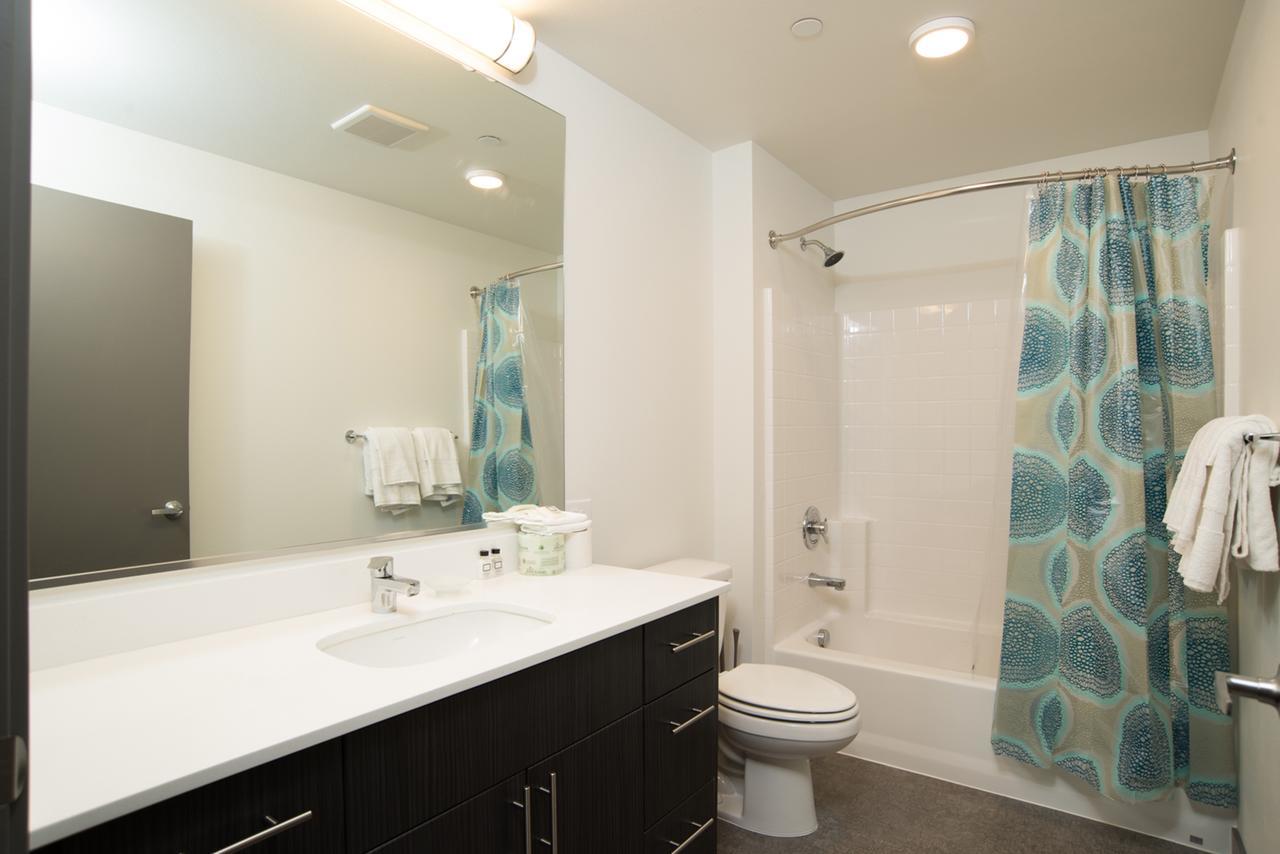 Fully Furnished Suites In Olympic Santa Monica Exterior photo